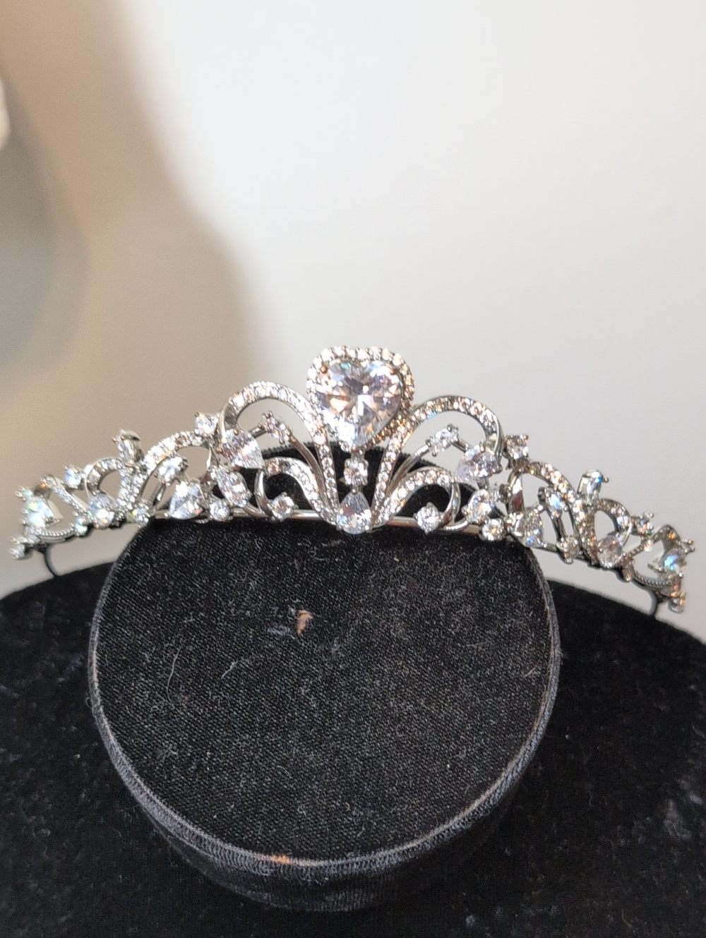 Source Unknown Silver Heart Crystal Tiara